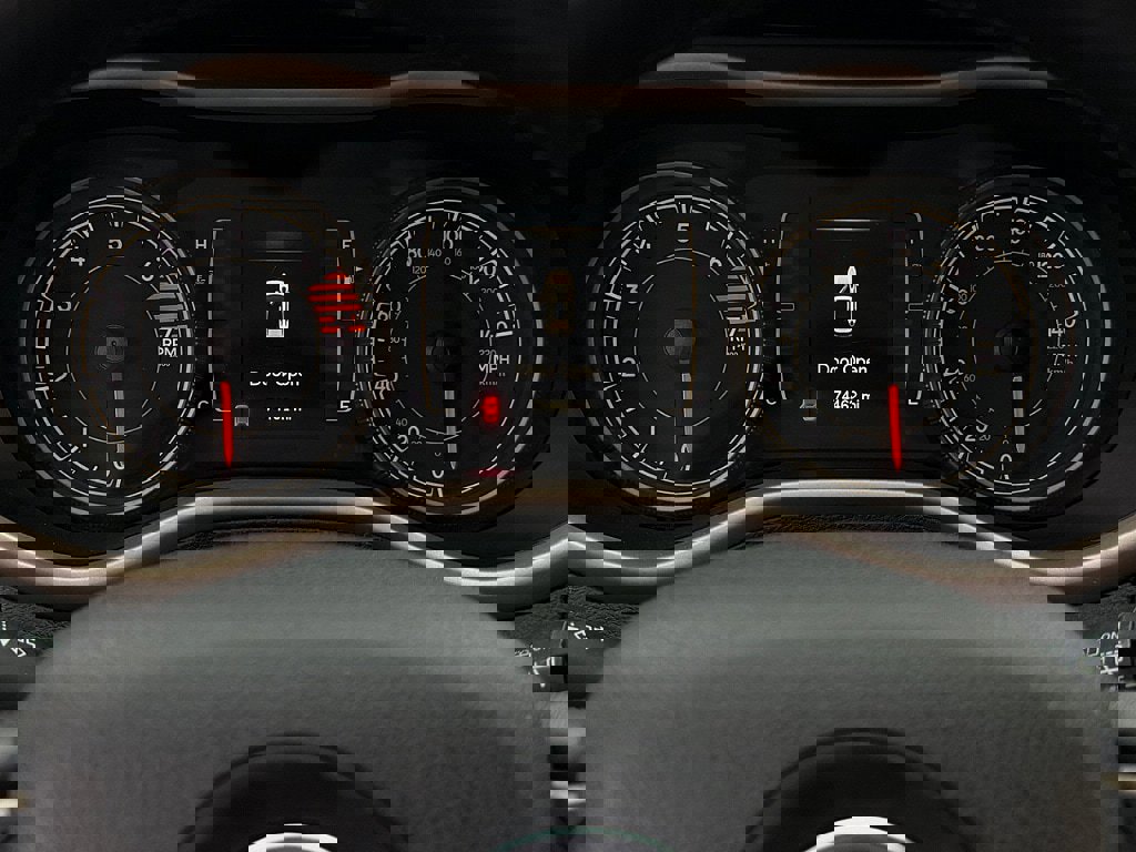 Used 2017 Jeep Cherokee Latitude image 11