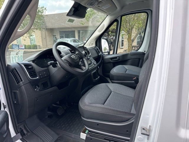 New 2024 RAM ProMaster 2500 w/ Quick Order Package 22G SLT image 8