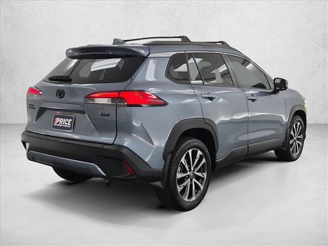 Used 2022 Toyota Corolla Cross XLE w/ Black Badges Package (TMS) FWD image 5
