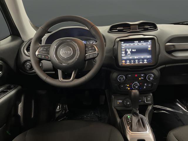 Used 2022 Jeep Renegade Latitude image 5