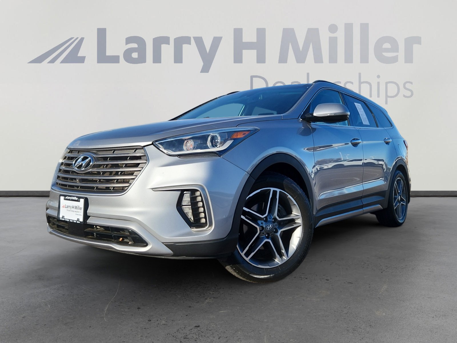 Used 2018 Hyundai Santa Fe Limited image 1