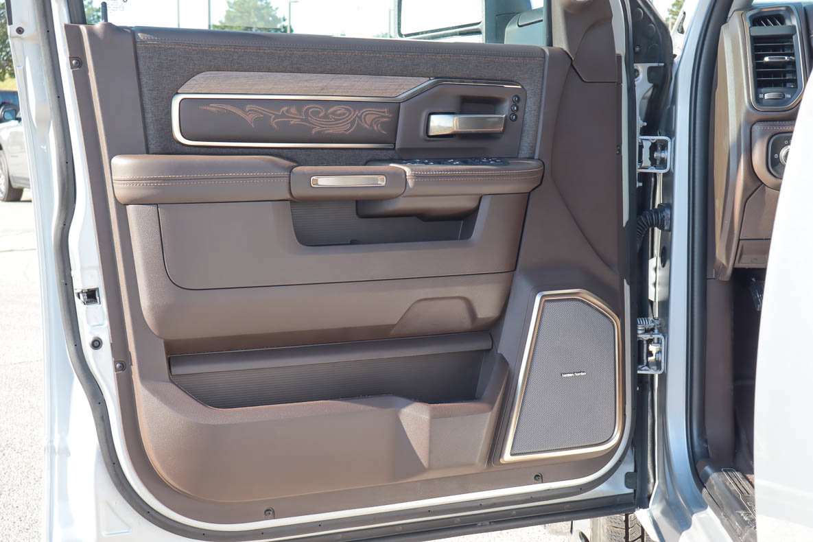 New 2027 RAM 3500 Longhorn AWD/4WD image 13
