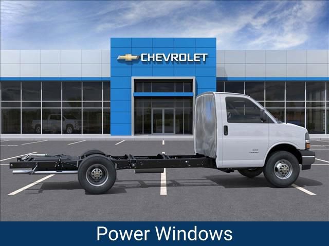New 2026 Chevrolet Express 4500 4500 Series w/ Power Convenience Package image 5