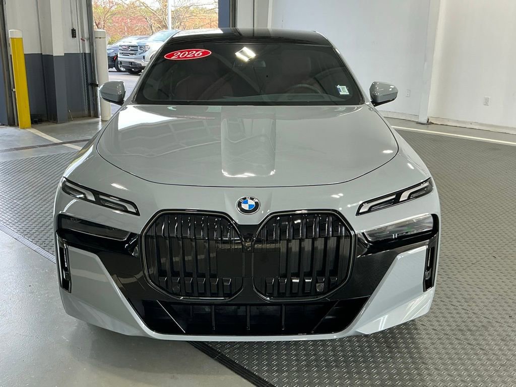Used 2026 BMW 740i xDrive image 25
