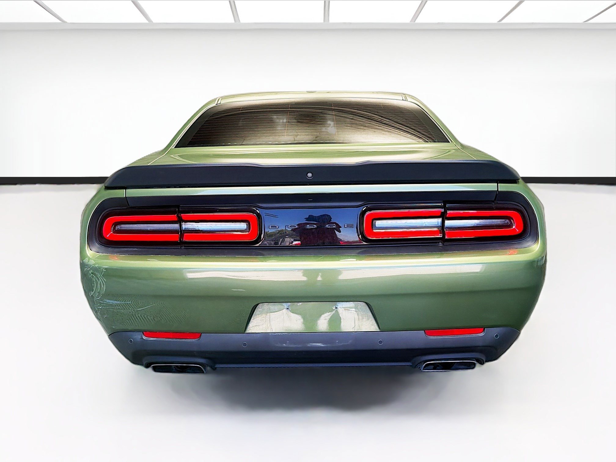 Used 2023 Dodge Challenger R/T w/ Blacktop Package RWD image 5