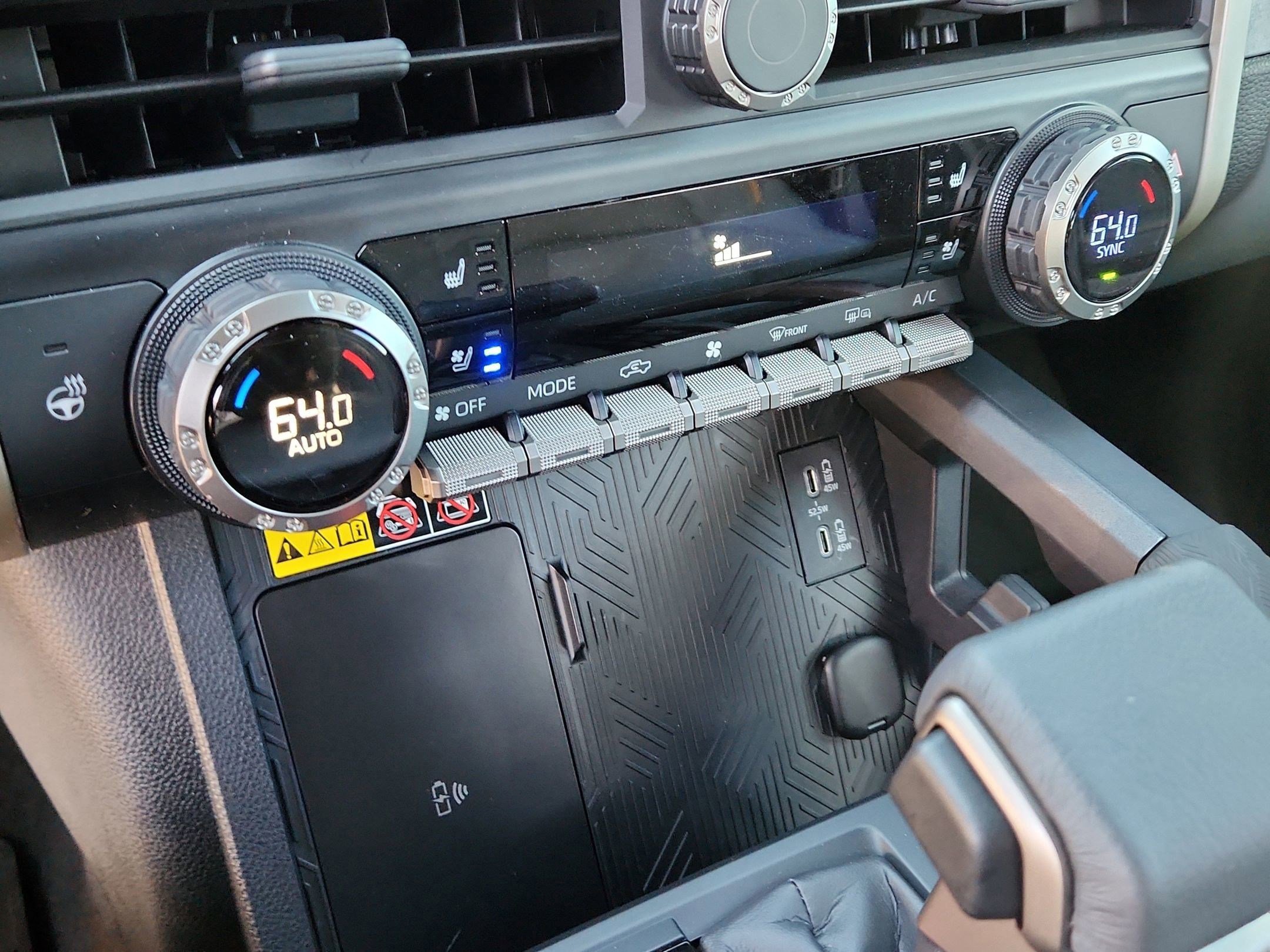 Used 2024 Toyota Tacoma 4x4 Double Cab Hybrid image 18