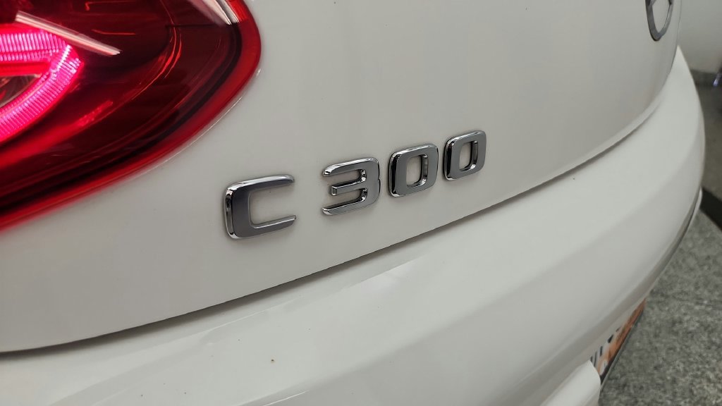 Used 2018 Mercedes-Benz C 300 Coupe image 32