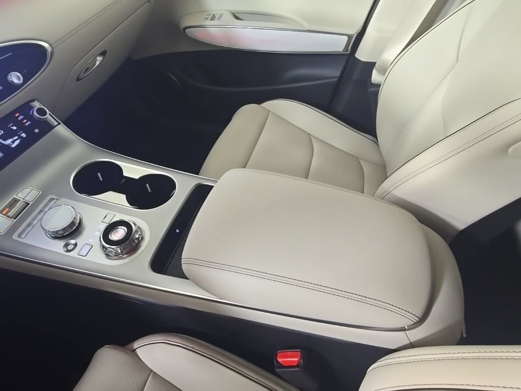 New 2027 Genesis GV70 2.5T Advanced AWD/4WD image 24