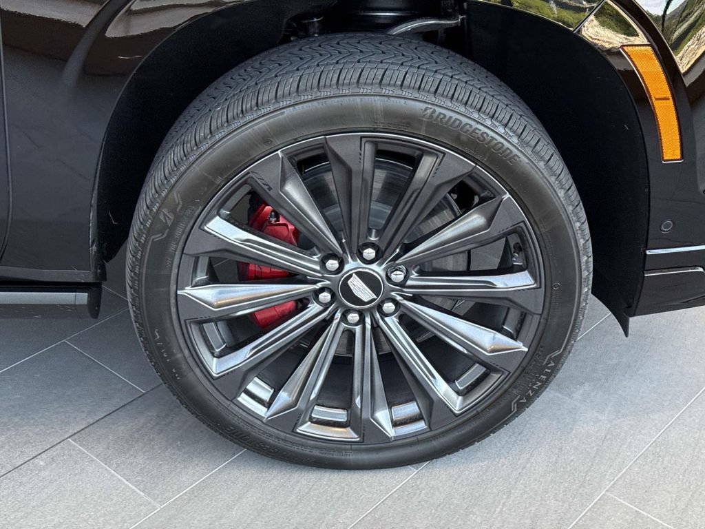 Certified 2026 Cadillac Escalade V AWD/4WD image 9