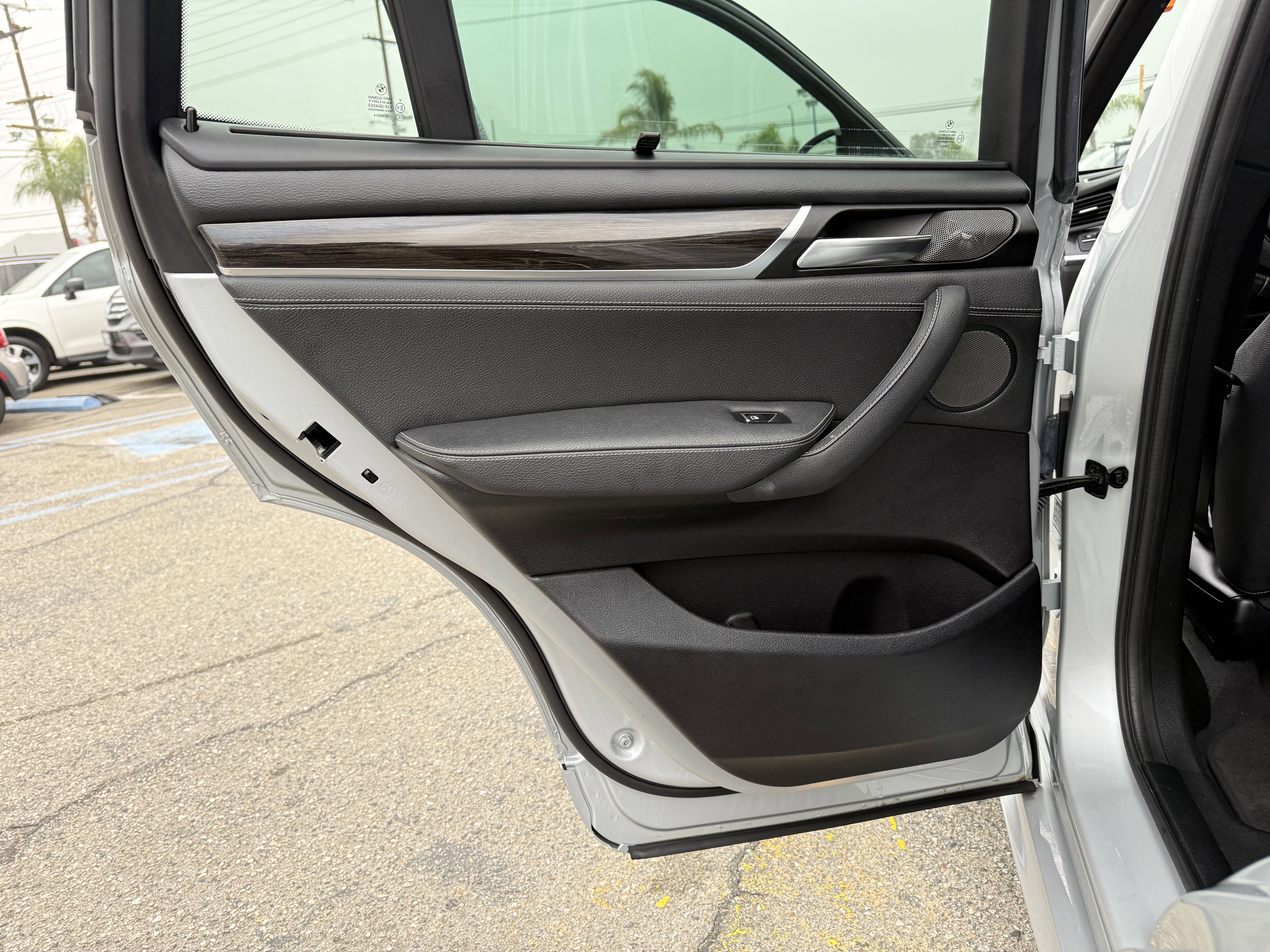 Used 2016 BMW X3 xDrive35i w/ M Sport image 19