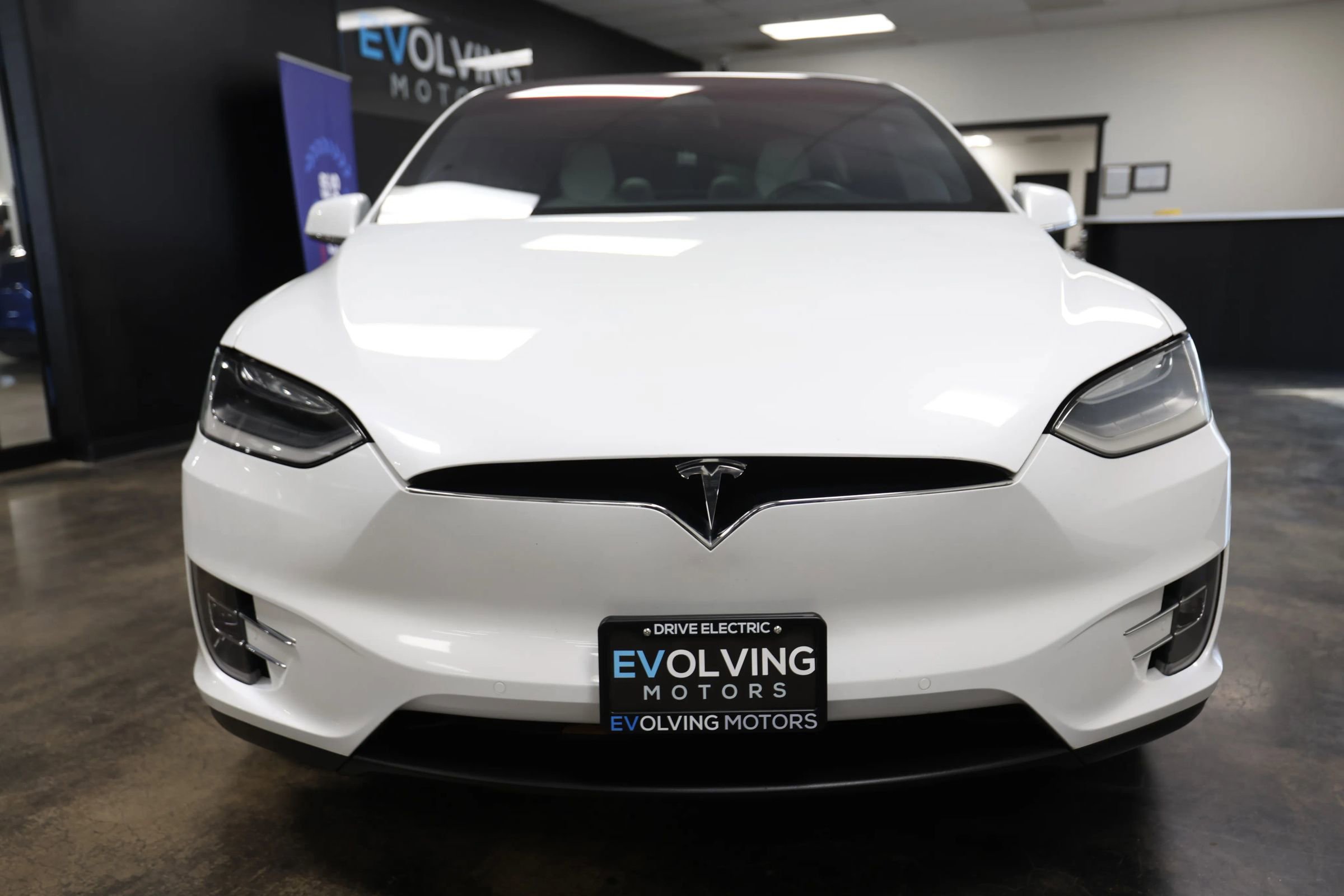 Used 2017 Tesla Model X 100D image 6