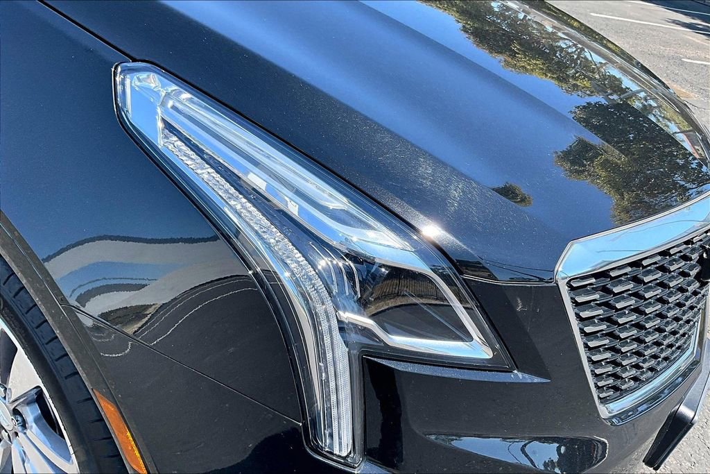 Used 2023 Cadillac XT5 Premium Luxury w/ Technology Package FWD image 26