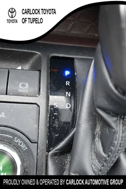Used 2021 Toyota RAV4 Limited AWD/4WD image 38