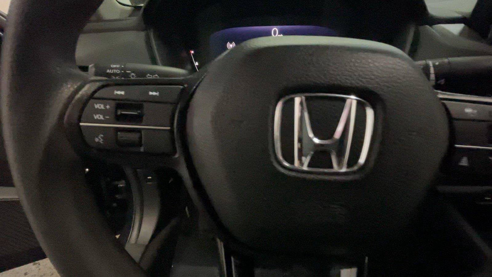 Used 2023 Honda Accord EX image 32