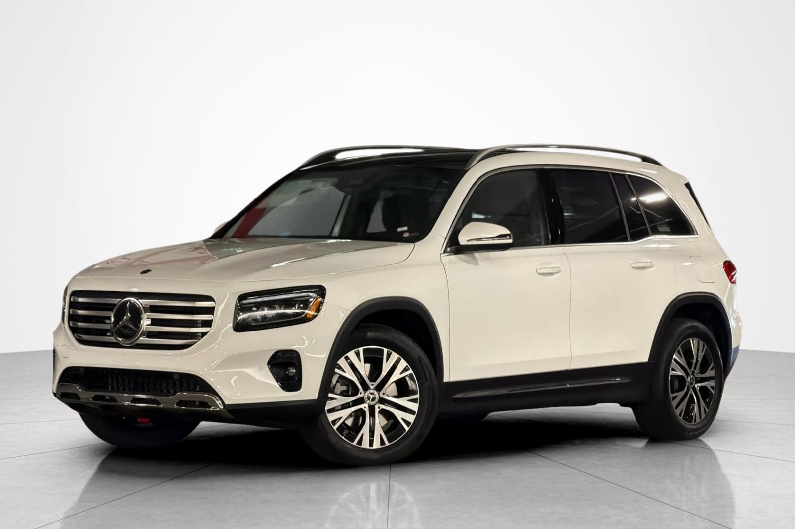 New 2026 Mercedes-Benz GLB 250