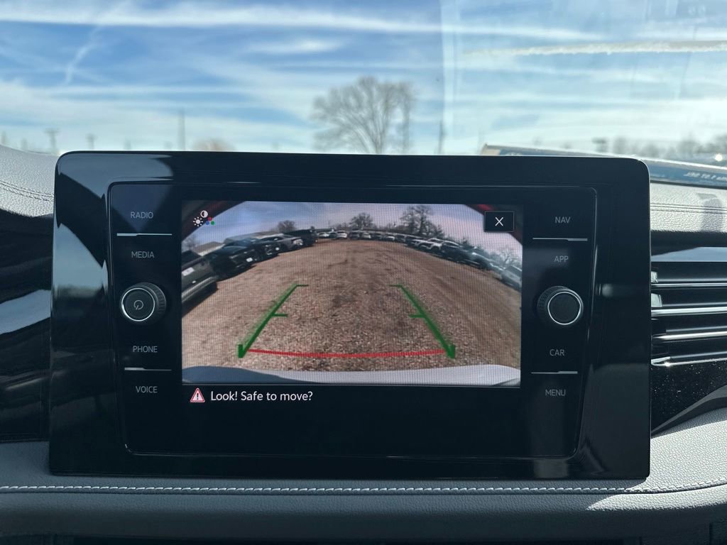 New 2026 Volkswagen Jetta SEL image 24