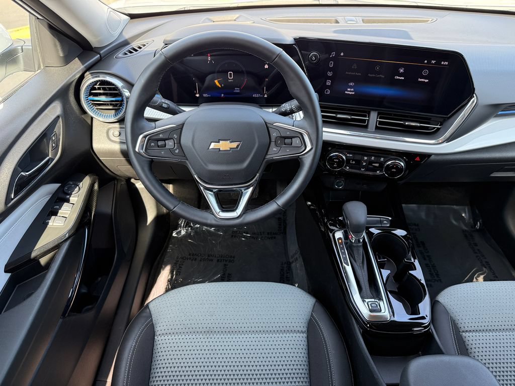 Used 2026 Chevrolet Trax LT w/ Driver Confidence Package FWD image 20
