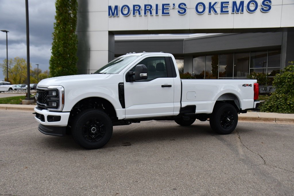 New 2026 Ford F250 4x4 Regular Cab Super Duty image 2