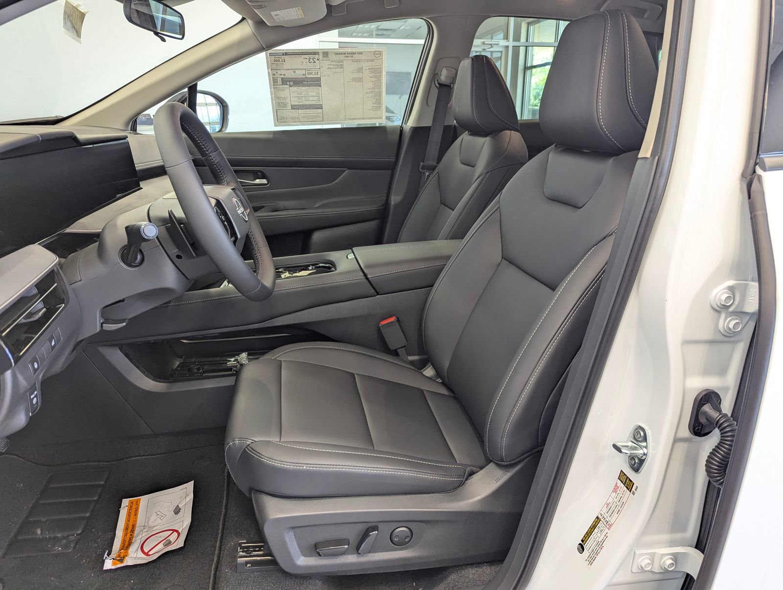 New 2025 Nissan Murano SV AWD/4WD image 9