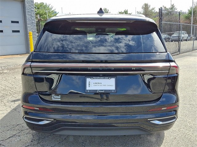 Certified 2025 Lincoln Nautilus Reserve image 5