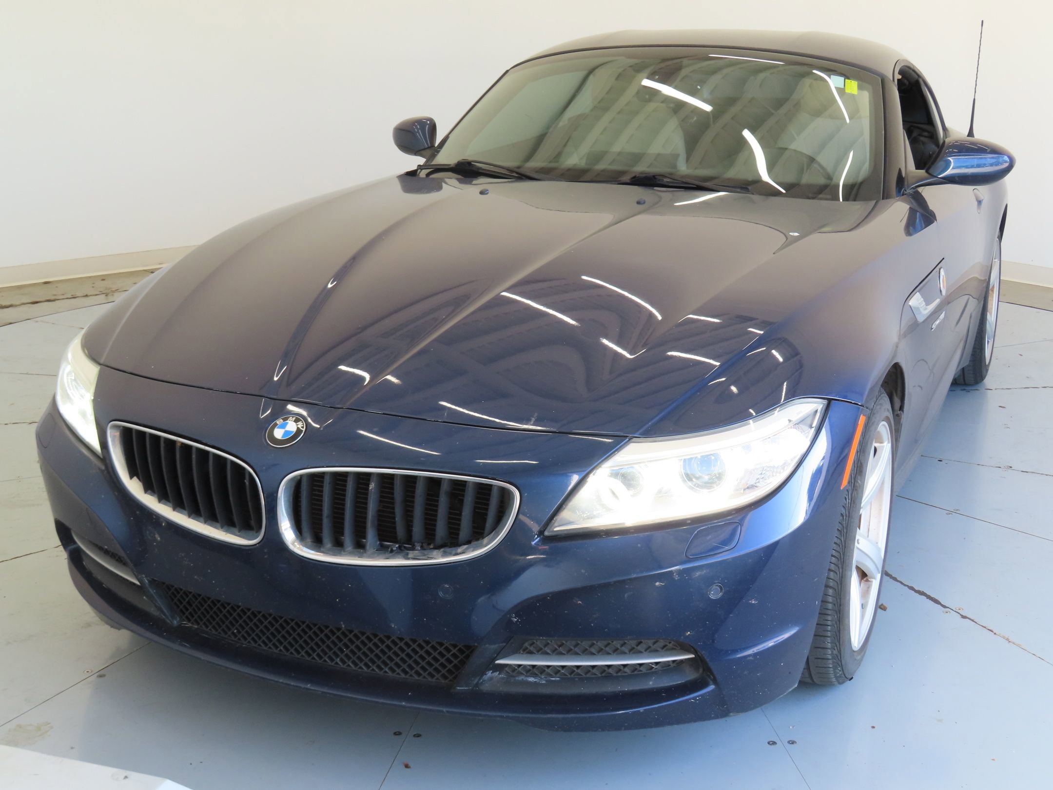 Used 2015 BMW Z4 sDrive28i RWD image 8