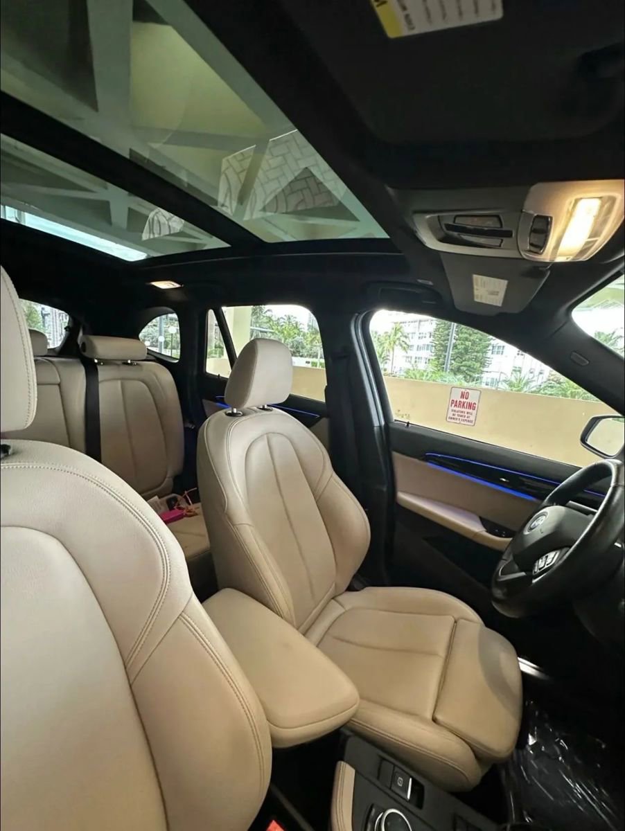 Used 2020 BMW X1 sDrive28i w/ Convenience Package image 4