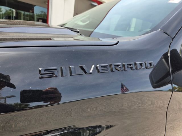 Used 2024 Chevrolet Silverado 1500 Custom w/ Turbomax Blackout Package RWD image 3