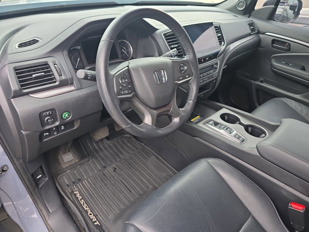 Used 2024 Honda Passport EX-L image 9