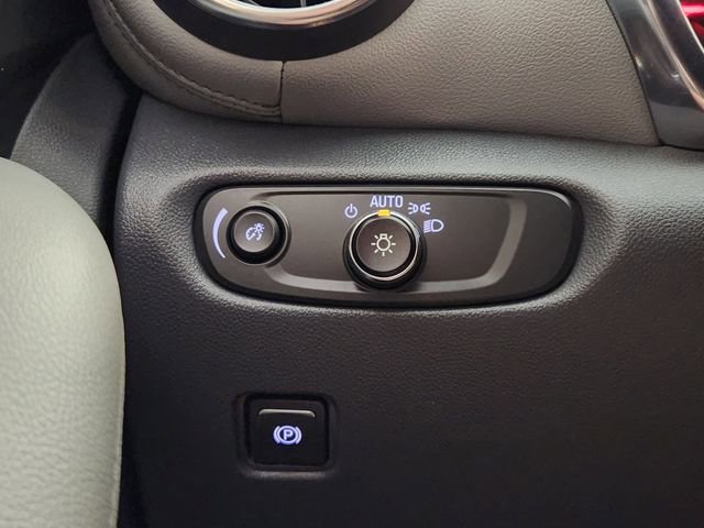 Used 2021 Chevrolet Blazer LT w/ Sound & Technology Package image 21