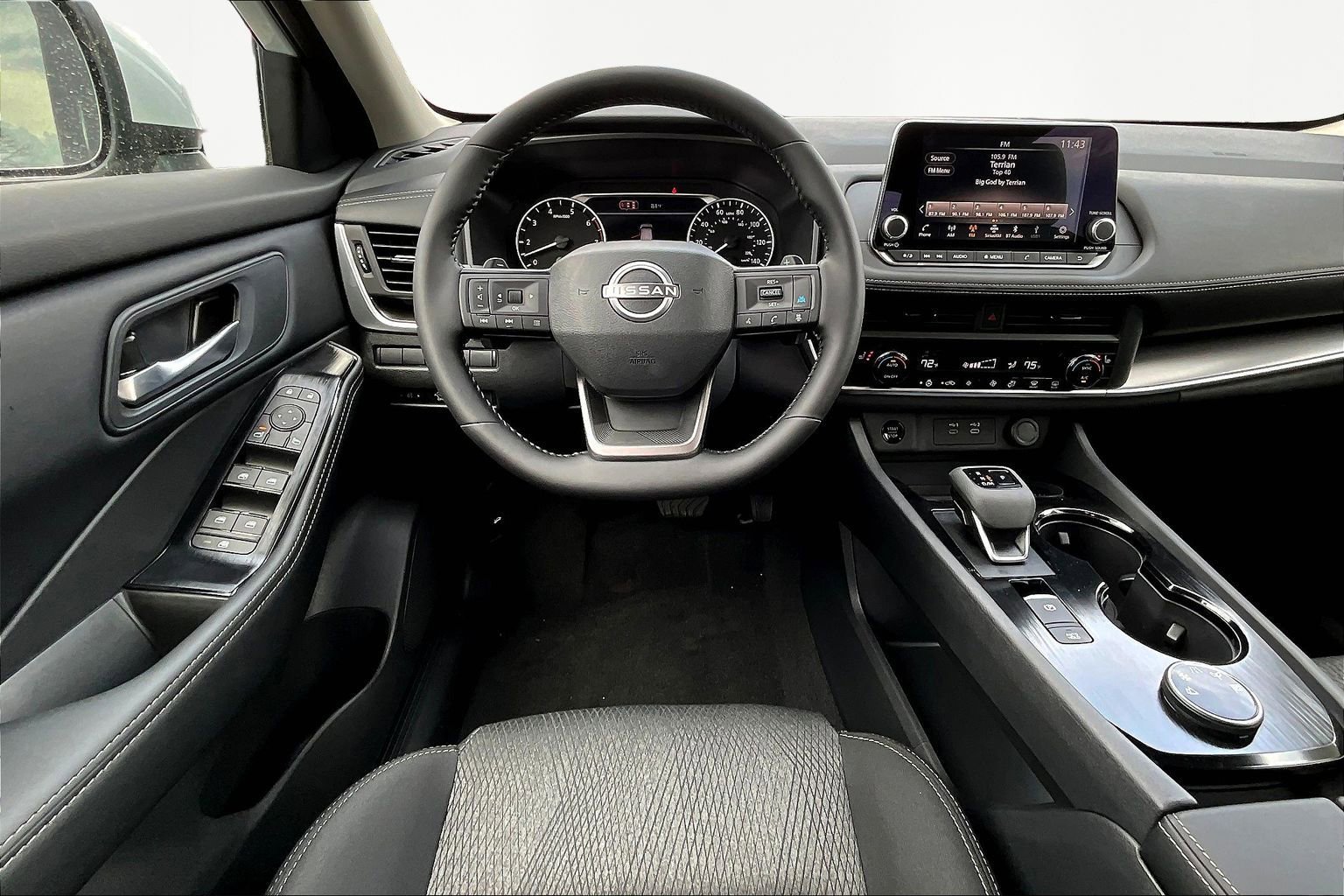 New 2026 Nissan Rogue SV w/ Cold Weather Package AWD/4WD image 9