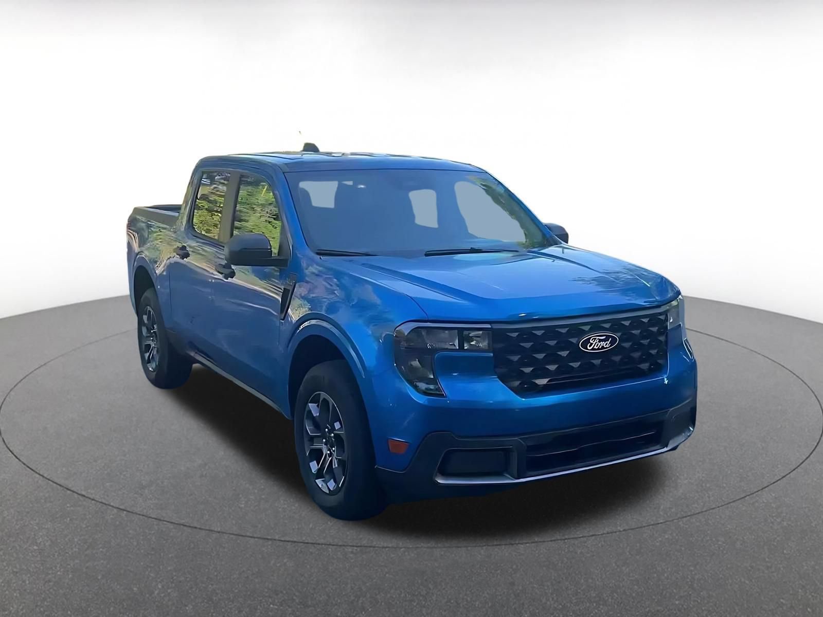 Used 2026 Ford Maverick XLT w/ Equipment Group 301A AWD/4WD image 3