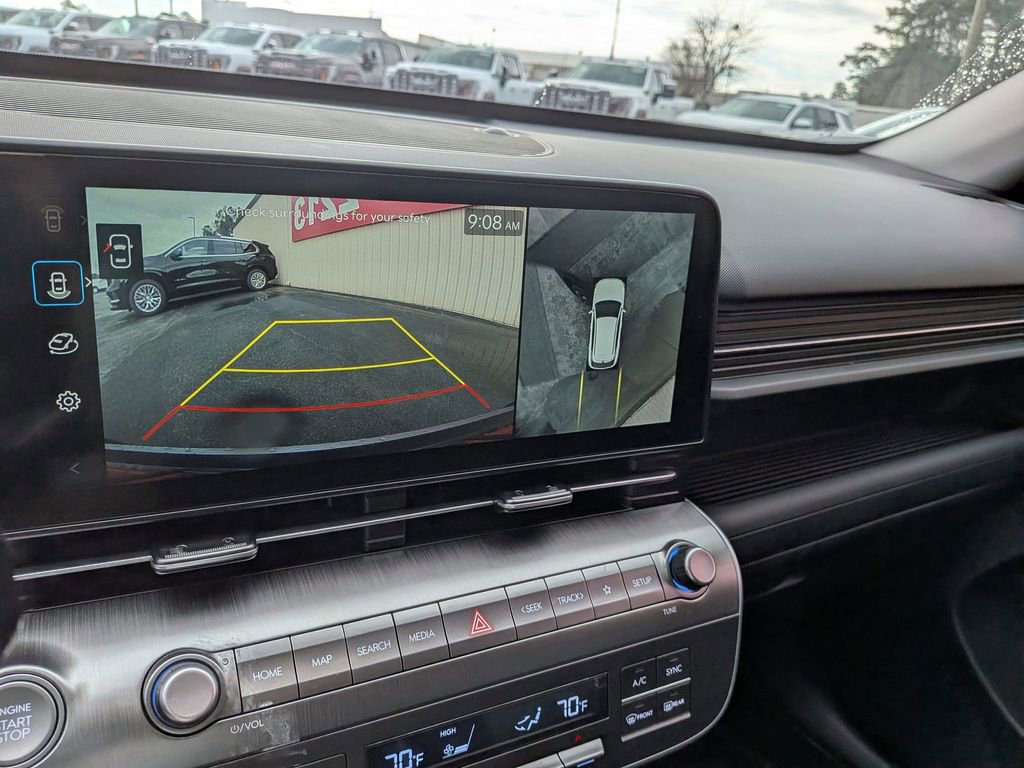 Used 2024 Hyundai Kona Limited image 21