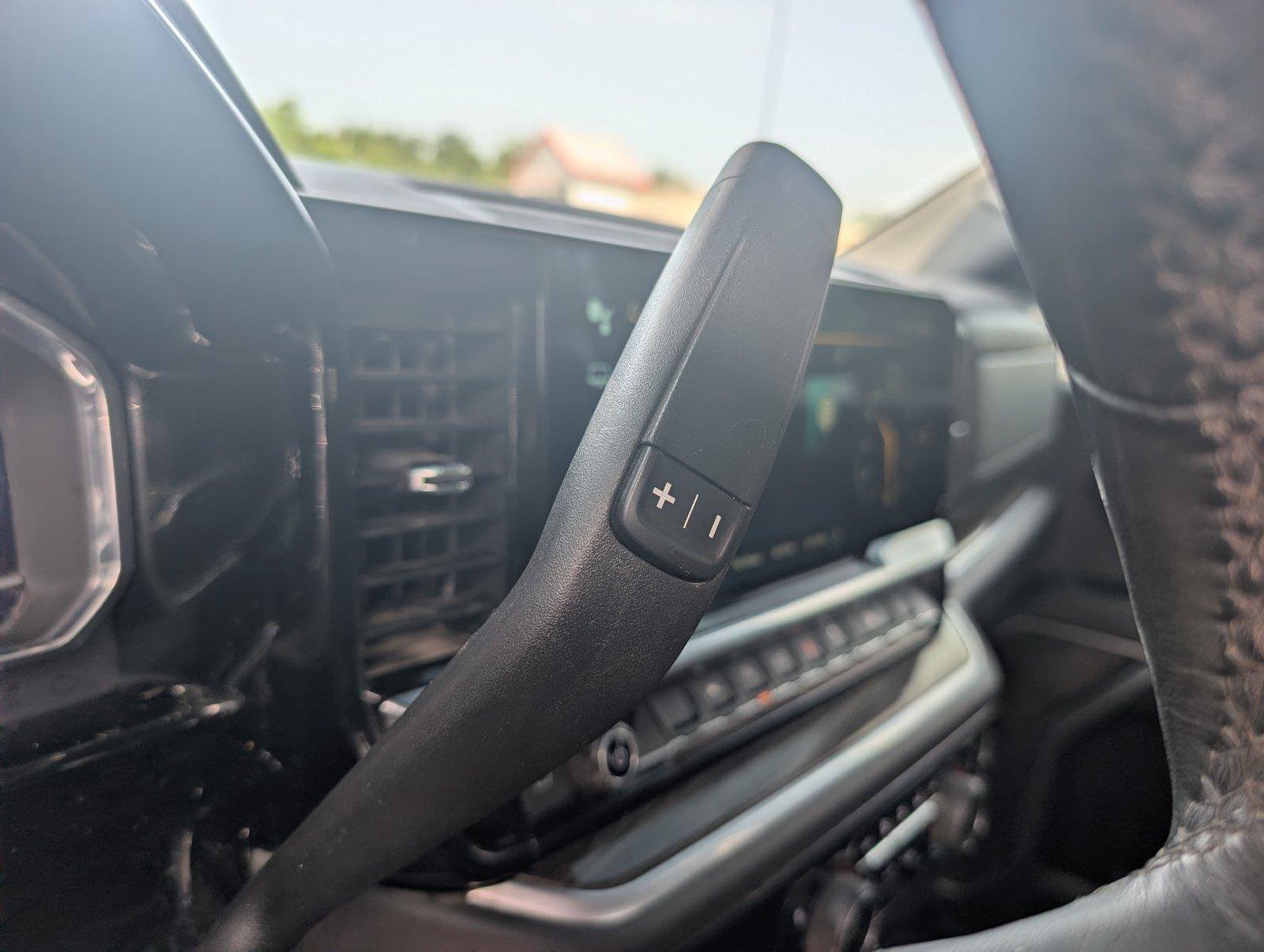 Used 2022 Chevrolet Silverado 1500 LT RWD image 27