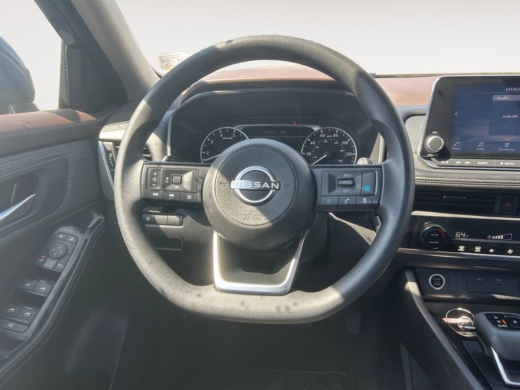 Used 2023 Nissan Rogue SV AWD/4WD image 12
