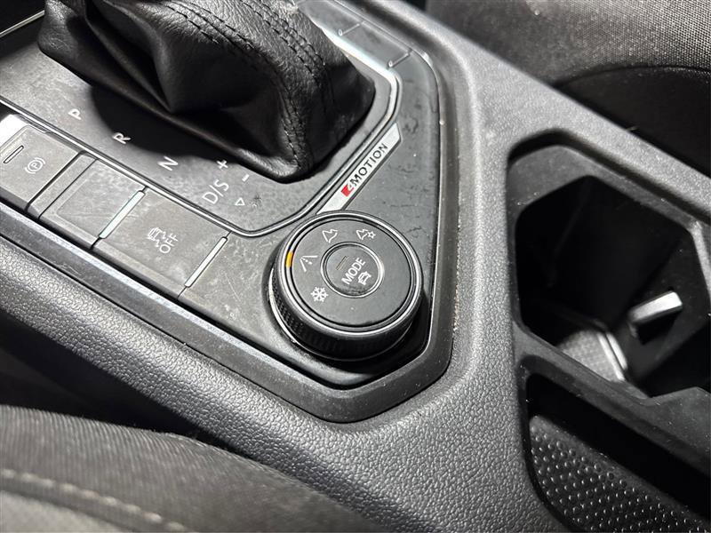 Used 2018 Volkswagen Tiguan S w/ Front Fog Lights Package AWD/4WD image 23