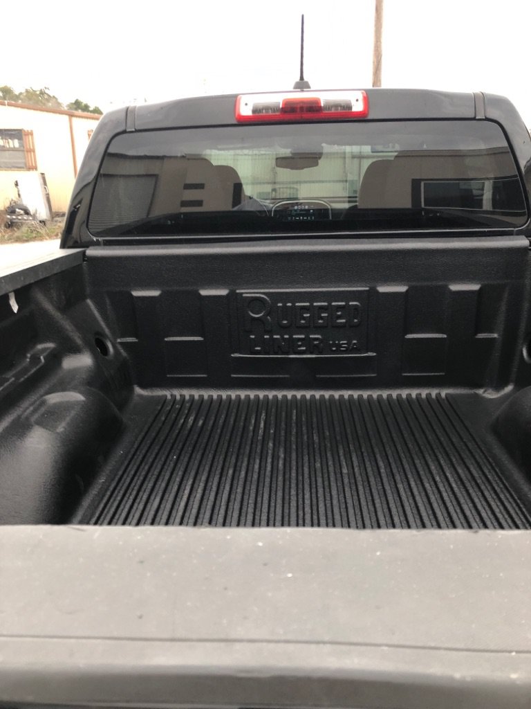 Used 2018 Chevrolet Colorado LT w/ Safety Package RWD image 10