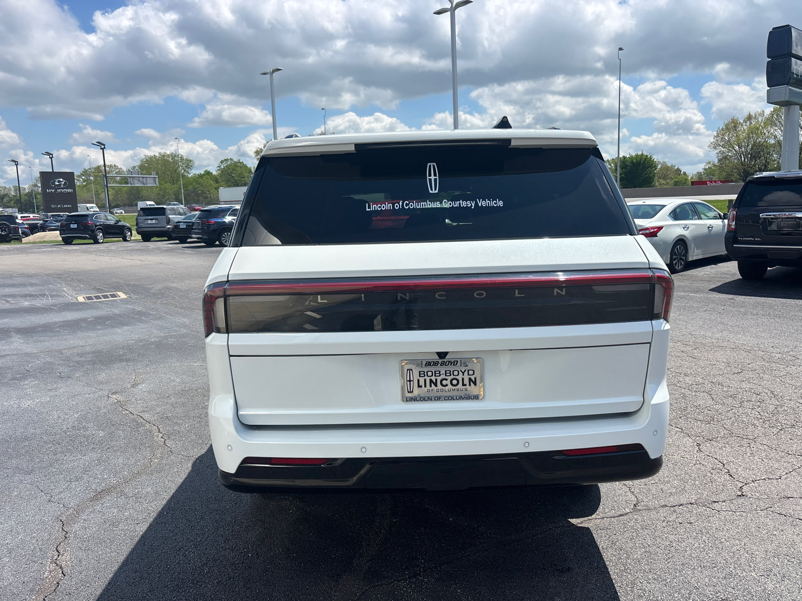 New 2026 Lincoln Navigator L Reserve w/ Jet Appearance Package AWD/4WD image 6