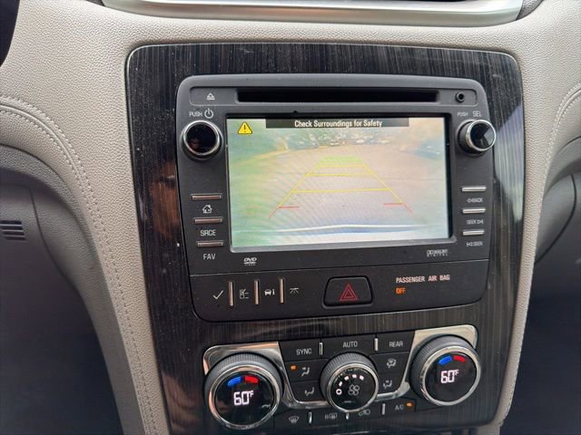 Used 2017 Chevrolet Traverse LT w/ Traveler's Package image 15