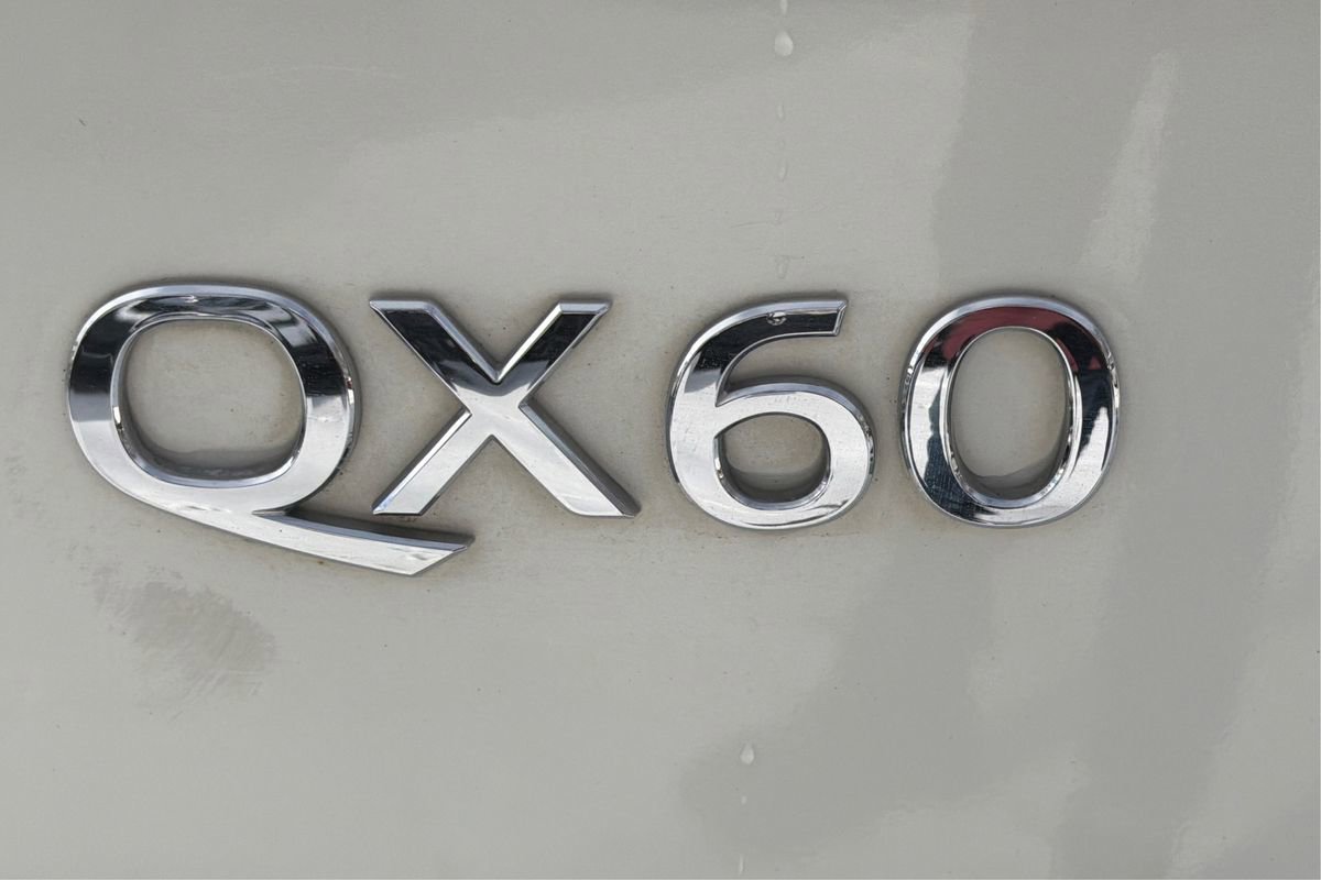 Used 2015 INFINITI QX60 Base image 26