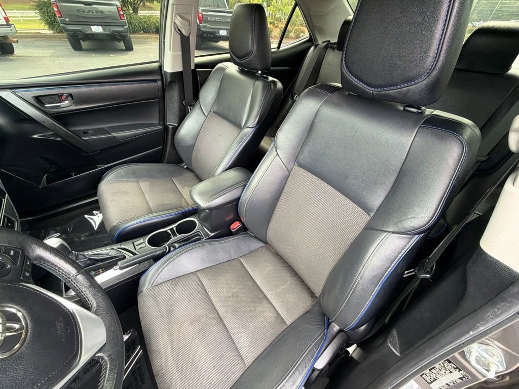 Used 2019 Toyota Corolla SE FWD image 10