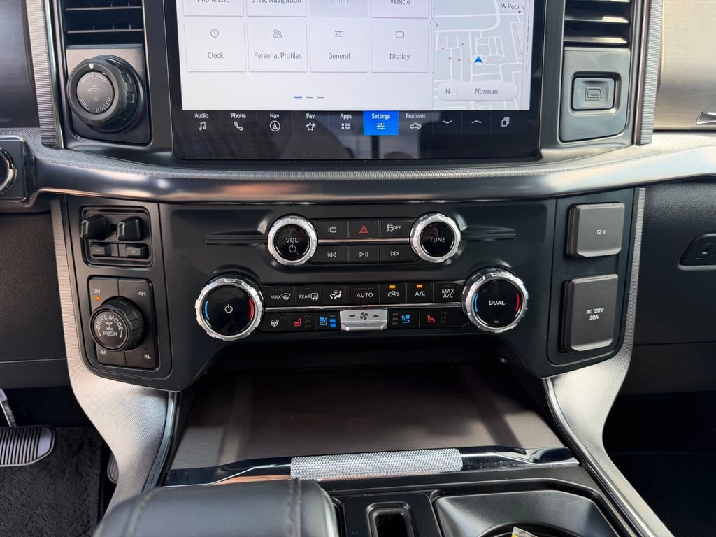 Used 2025 Ford F150 Platinum w/ FX4 Off-Road Package AWD/4WD image 35