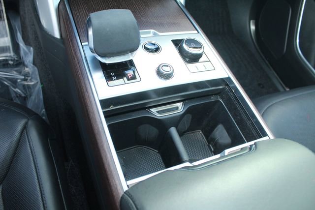 Used 2023 Land Rover Range Rover SE image 16