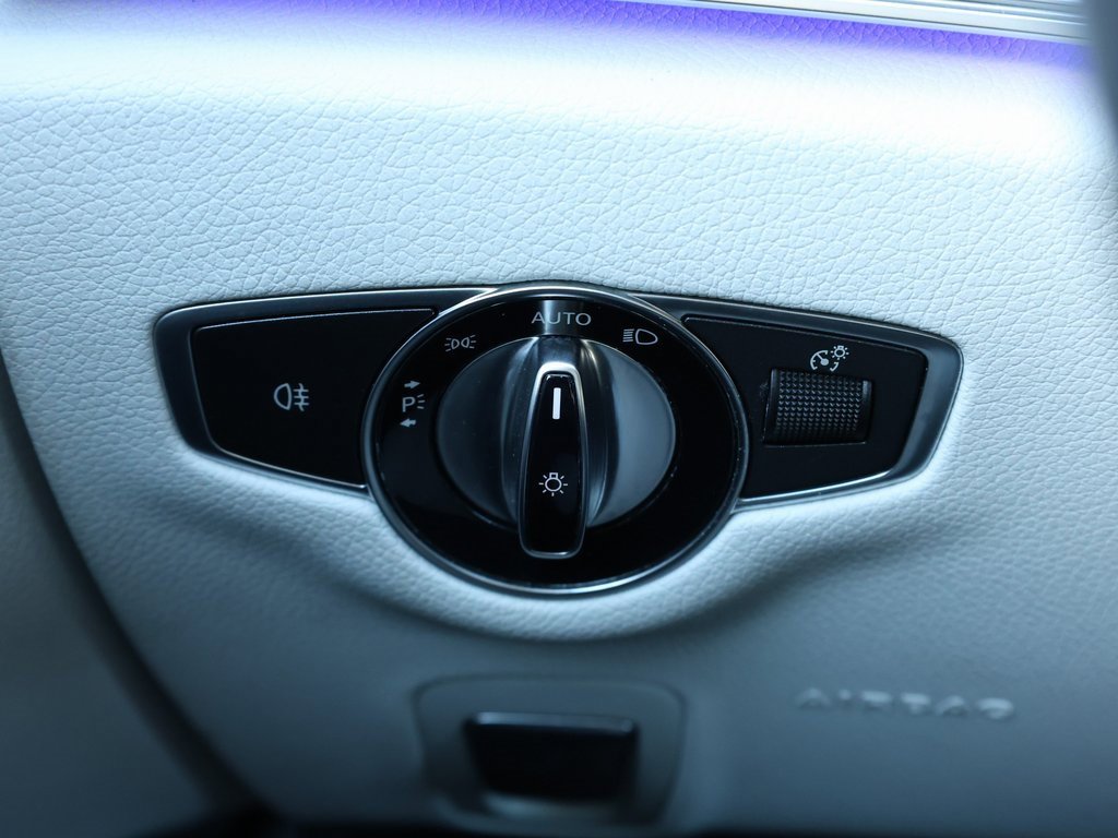 Used 2022 Mercedes-Benz E 350 Sedan w/ Driver Assistance Package image 36