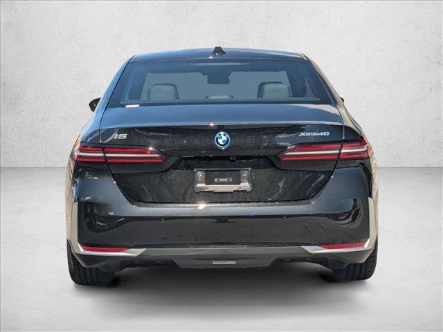 Certified 2025 BMW i5 xDrive40 w/ Premium Package AWD/4WD image 8