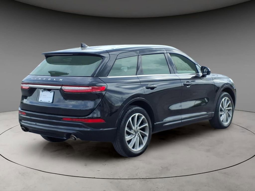 Certified 2024 Lincoln Corsair Grand Touring image 9