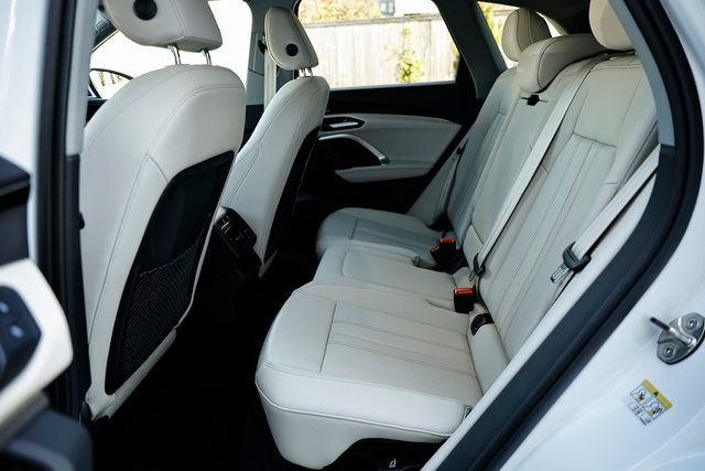 Certified 2025 Audi Q5 Premium Plus w/ Premium Plus image 24