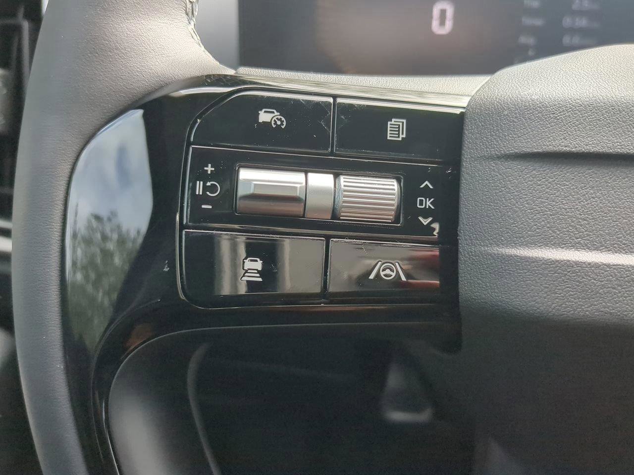 New 2026 Kia Sorento EX image 18