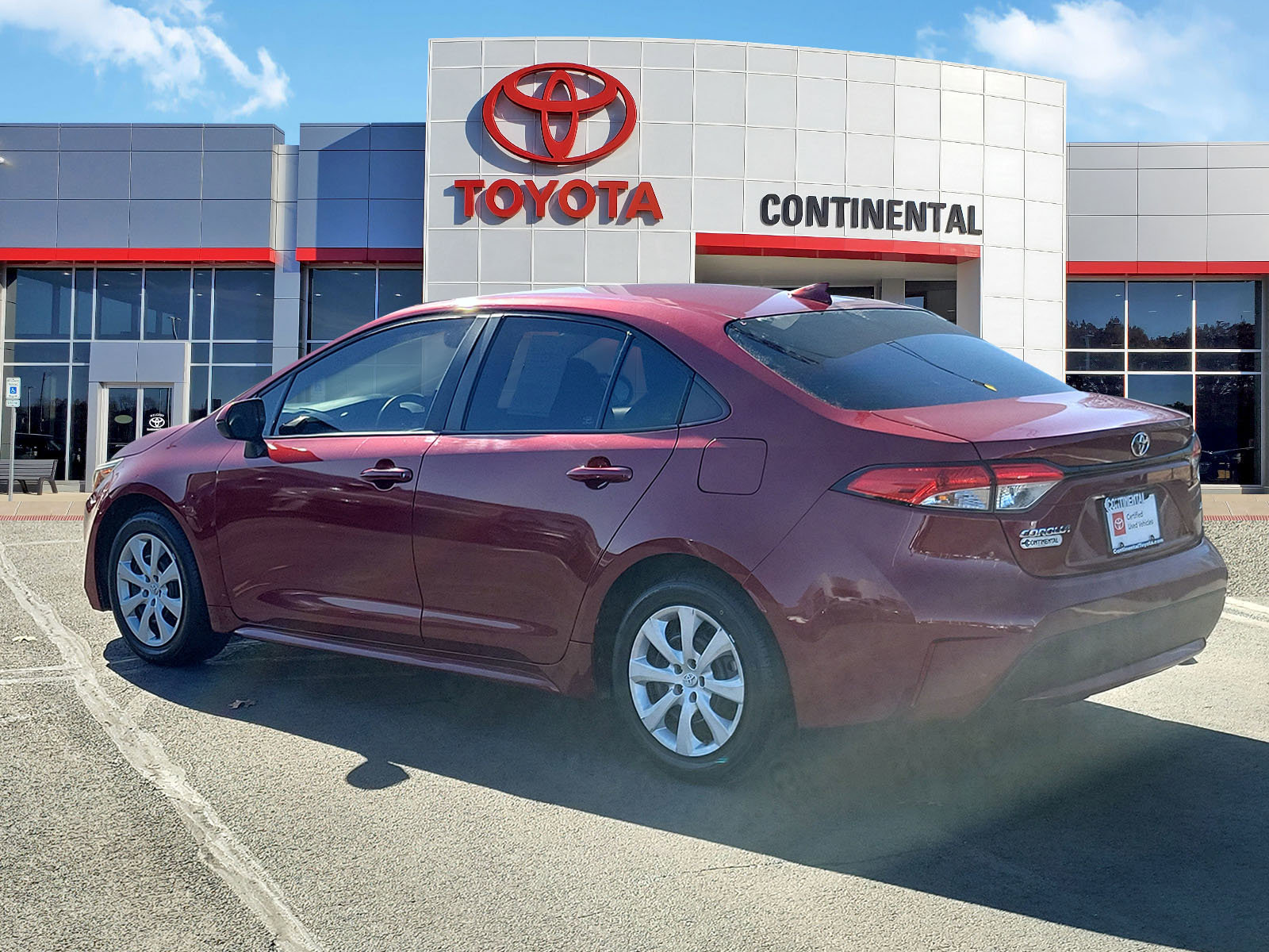 Certified 2022 Toyota Corolla LE image 4