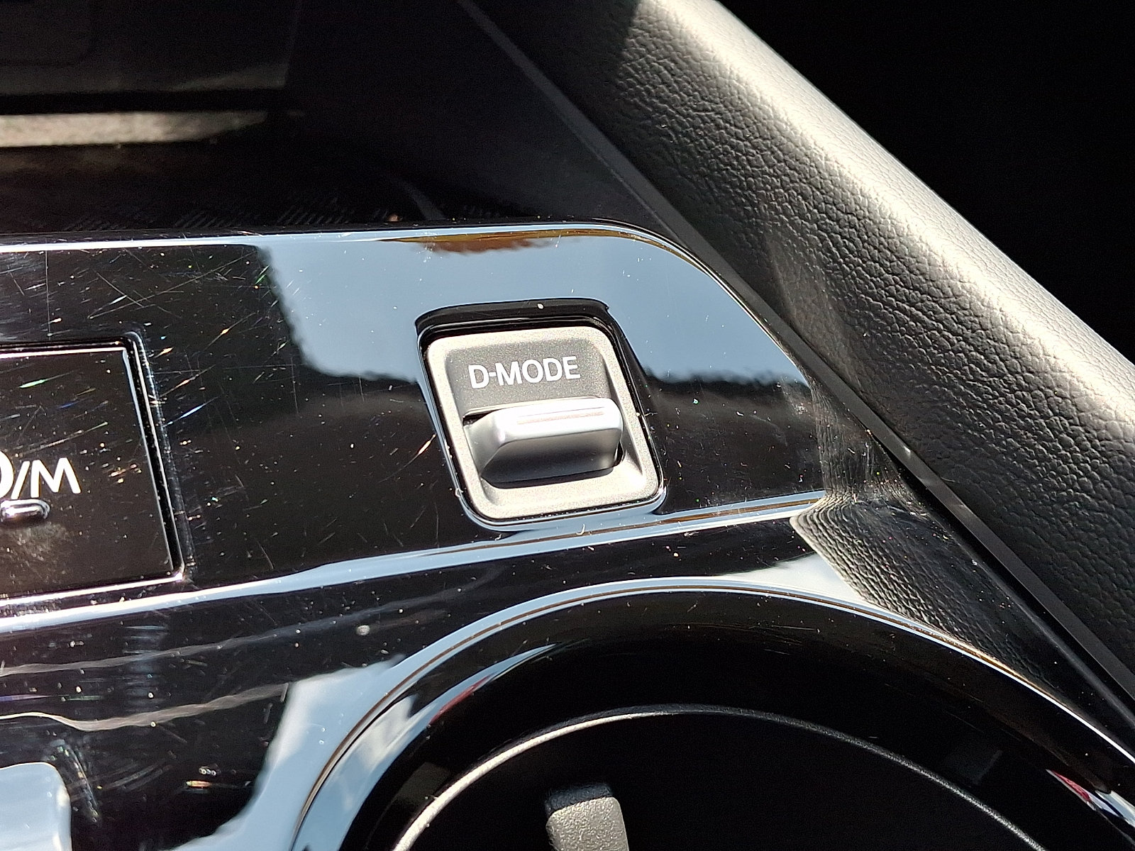 Certified 2025 Nissan Murano SV AWD/4WD image 25