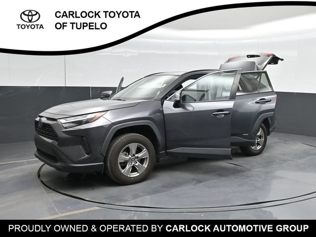 Used 2022 Toyota RAV4 XLE w/ Convenience Package AWD/4WD image 57